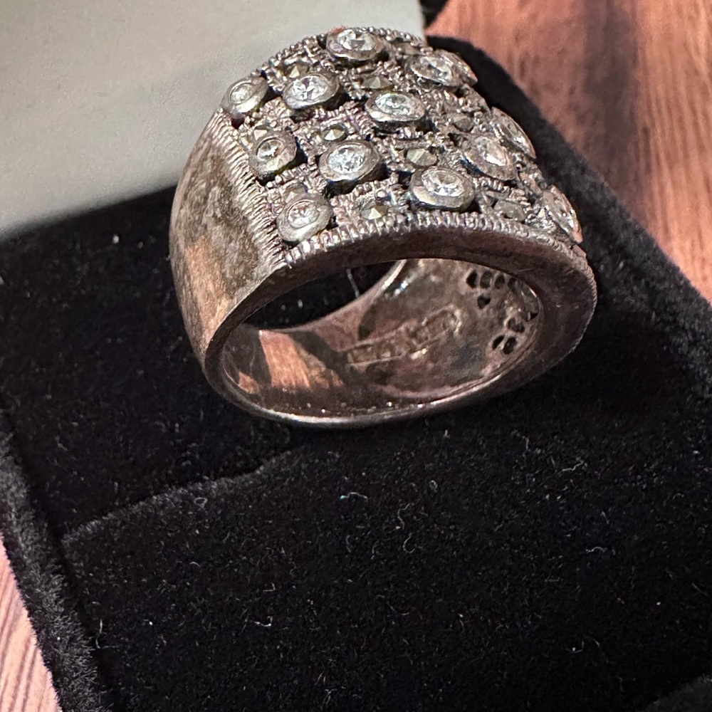 Elegant Silver Diamond Ring